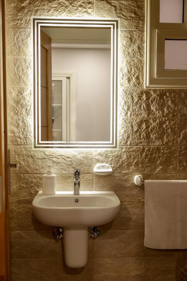 M Residence New Cairo - Families Only Екстериор снимка